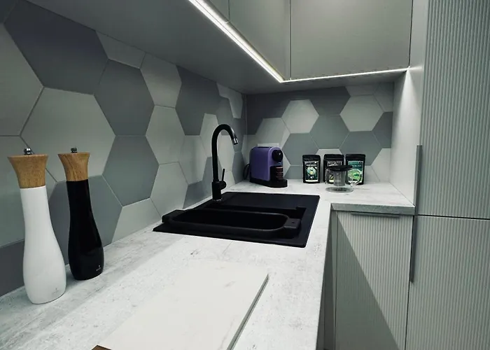 Deluxe Two-Bedroom Apartment